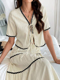 Contrast Scallop Detail Top & Skirt Set