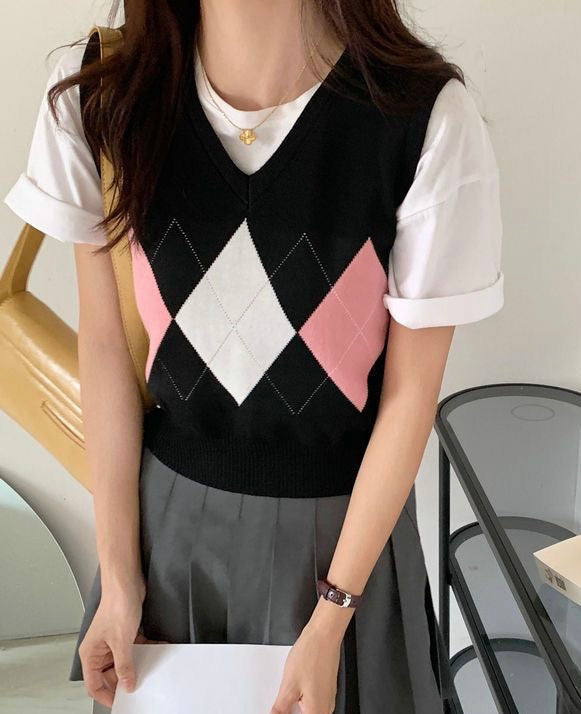 Argyle Pattern Sweater Vest - Pink