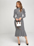 SHEIN Modely Houndstooth Print Cutout Mock Neck Dress