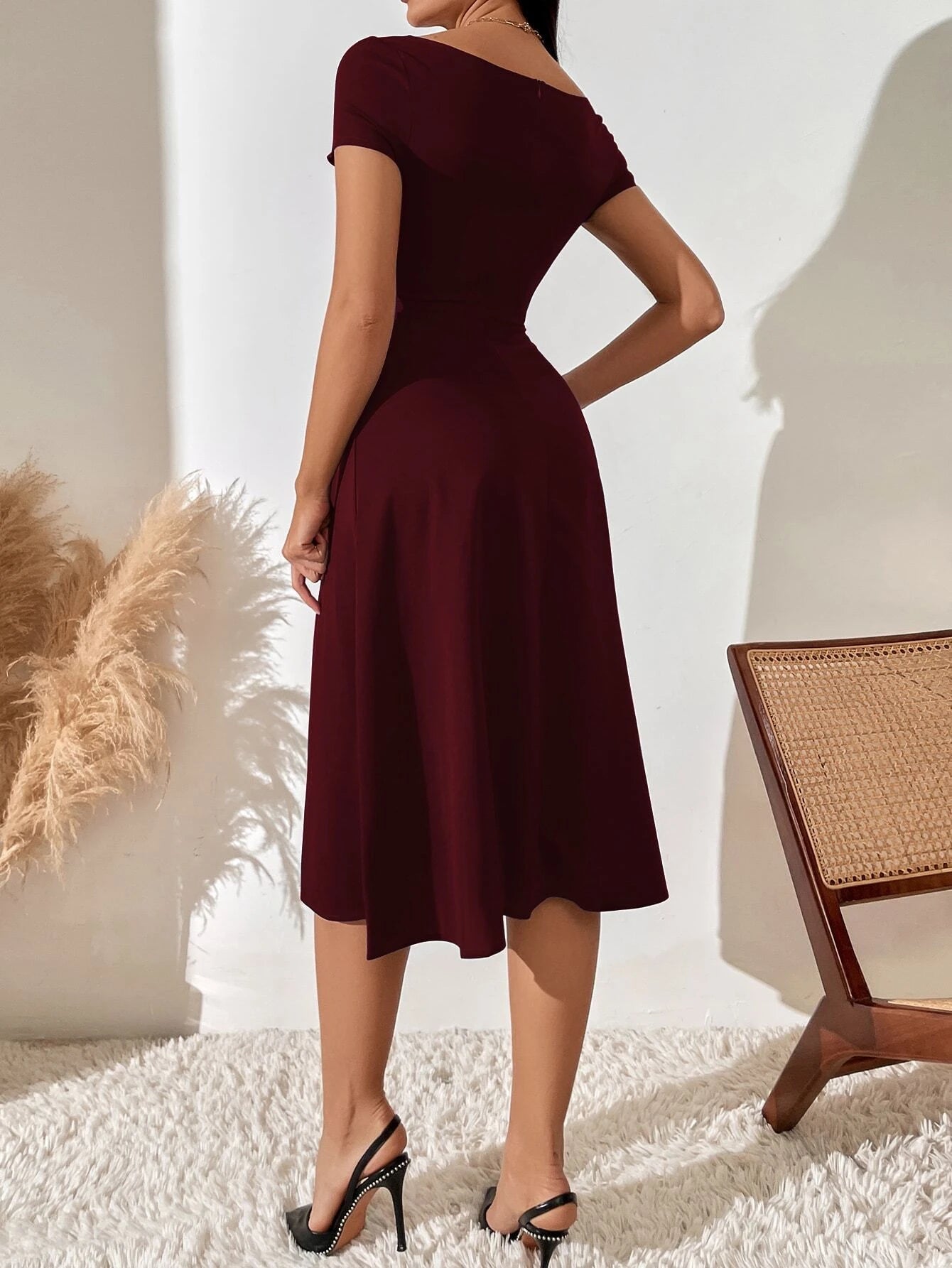 shein burgundy dress Veilorie Red Women's Solid Color Round Neck Long Sleeve | Burgundy Red Women Solid Color Asymmetrical Collar Long Sleeve Dress Modelyn Burgundy Red Women Solid